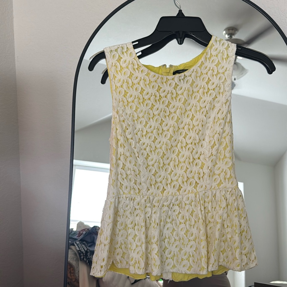 Beautiful Sleeveless Blouse